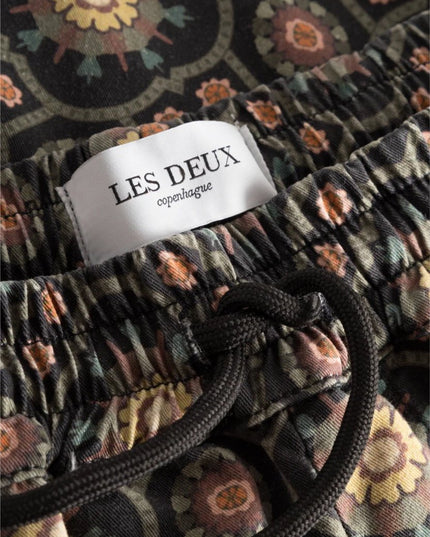 Les Deux Tapestry Shorts - Mandy