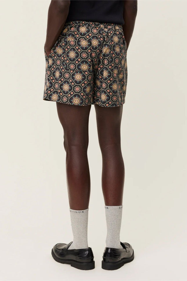 Les Deux Tapestry Shorts - Mandy